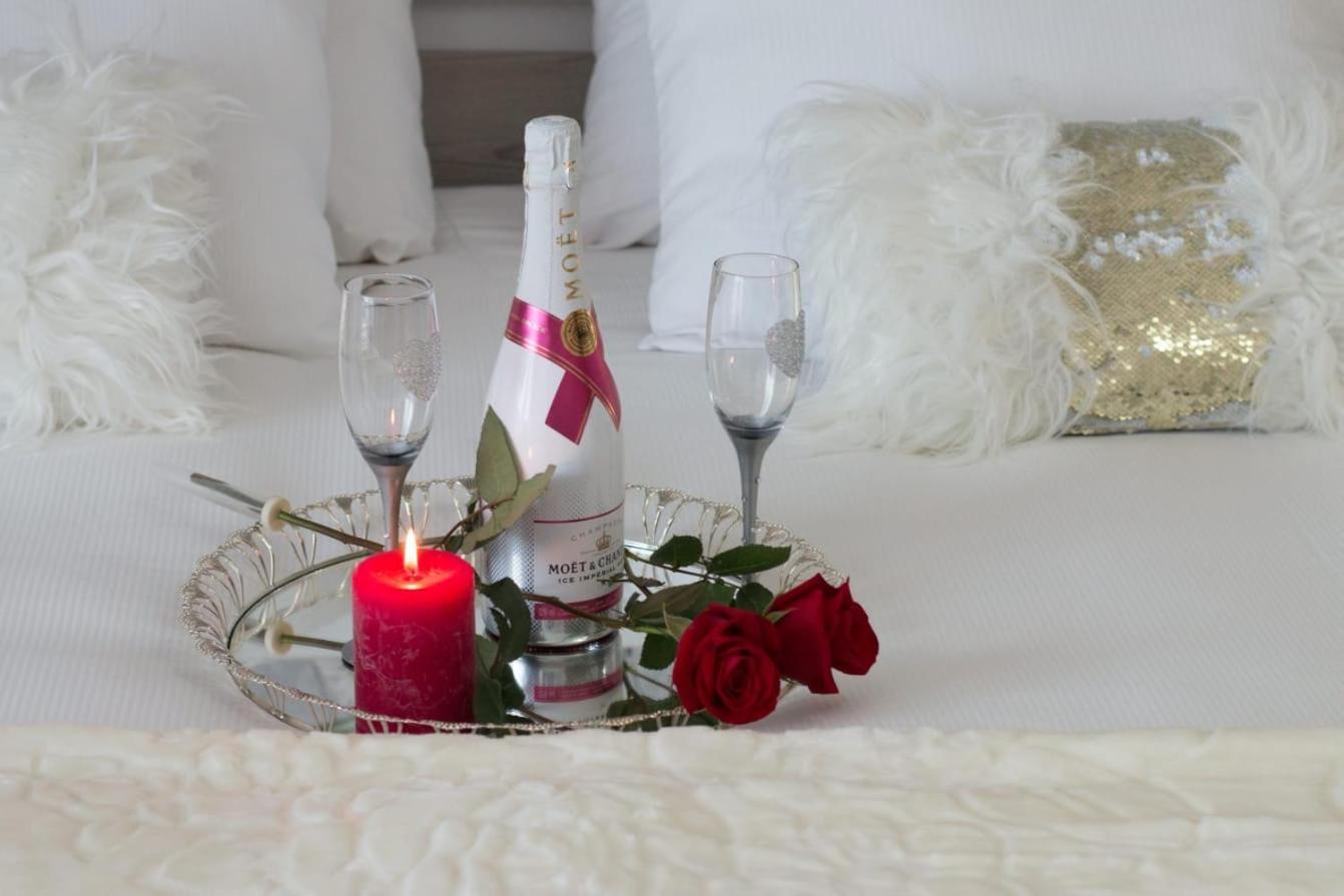 Aparthotel "Queen Zina" Влашич Екстериор снимка